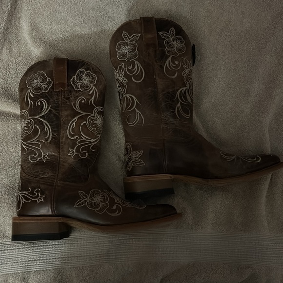 Bootbarn Boots for sell! - Picture 3 of 6